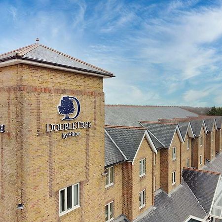 Doubletree By Hilton London Elstree Hotel Borehamwood Exterior photo