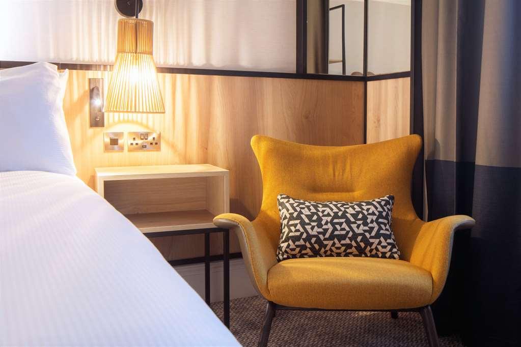 Doubletree By Hilton London Elstree Hotel Borehamwood Room photo