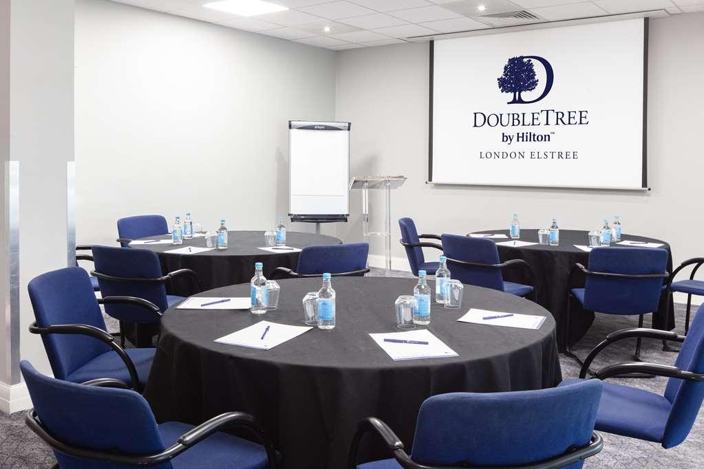 Doubletree By Hilton London Elstree Hotel Borehamwood Facilities photo