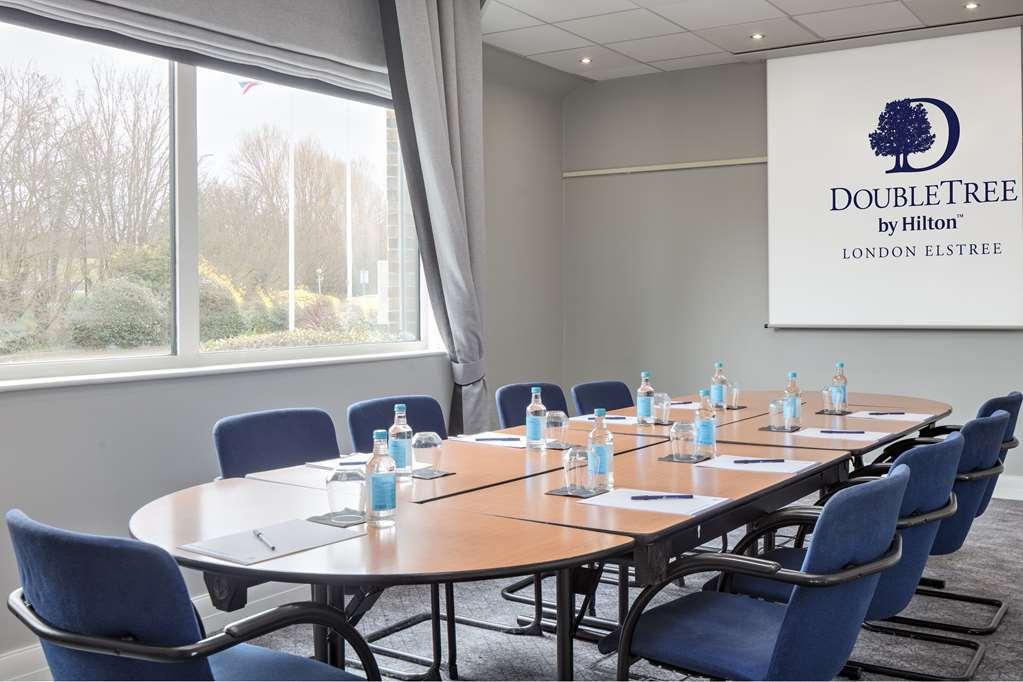Doubletree By Hilton London Elstree Hotel Borehamwood Facilities photo